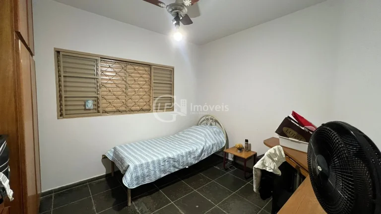 Imagem Espetacular casa à venda em Campo Grande-MS, Vila Giocondo Orsi: 4 quartos, 1 suíte, 3 salas, 3 banheiros, 3 vagas, 205m²!