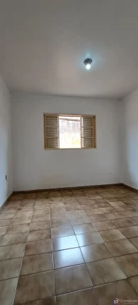 Imagem Casa de Esquina à Venda no Alvorada – Patos de Minas | 3 Quartos e Área para Veículos