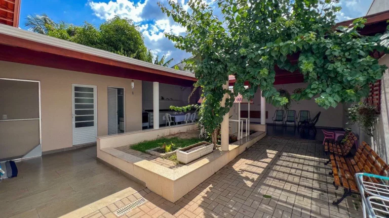 Imagem CASA - COMERCIAL OU RESIDENCIAL - PARQUE ORTOLÂNDIA - FRENTE IASP - HORTOLÂNDIA