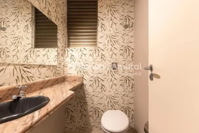 Imagem Viva com conforto, espaço e praticidade em um dos bairros mais valorizados da cidade!
Este amplo ap...