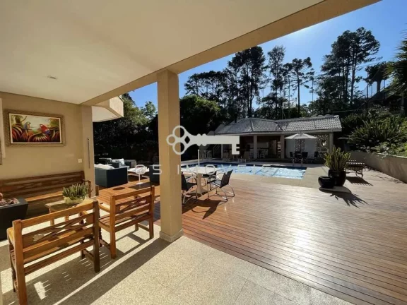 Imagem Casa no Miolo da Granja Viana. 05 suítes + piscina, gourmet, quadra tênis!