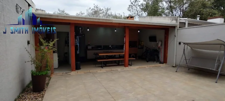 Imagem CASA MODERNA, REPLETA DE ARMÁRIOS PLANEJADOS. QUINTAL GRANDE, 2 VAGAS