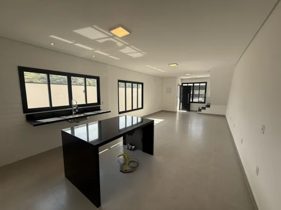 Imagem Linda Casa com Piscina no Residencial Nova Jaguari