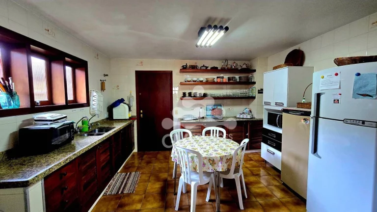 Imagem Casa com 4 quartos à venda, por R$ 2.000.000 - Condomínio Lagoinha - Ubatuba/SP