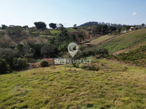 Imagem Única Itatiba: Sítio de 20.000 m² no Condomínio San Diego