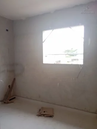 Imagem Casa tipo sobrado, independente , garagem c/vaga livre e quintal em São Vicente!