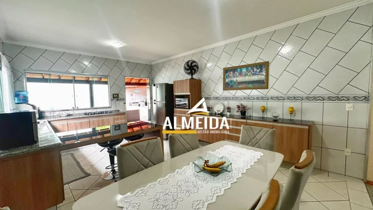 Imagem Casa com 3 dormitórios à venda, 257 m² por R$ 899.000,00 - Centro - Santa Gertrudes/SP