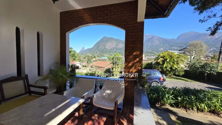Imagem Casa à venda, 230 m² por R$ 1.300.000,00 - Alto - Teresópolis/RJ