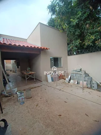 Imagem Casa com 2 dormitórios à venda, 94 m² por R$ 270.000,00 - Karfan - Itumbiara/GO