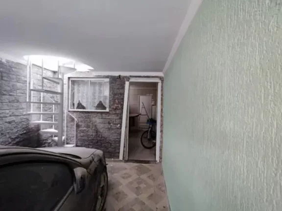 Imagem Sobrado à Venda em Mauá-SP, Parque São Vicente: 3 Quartos, 3 Suítes, 4 Banheiros, 2 Vagas, 145m² de Área