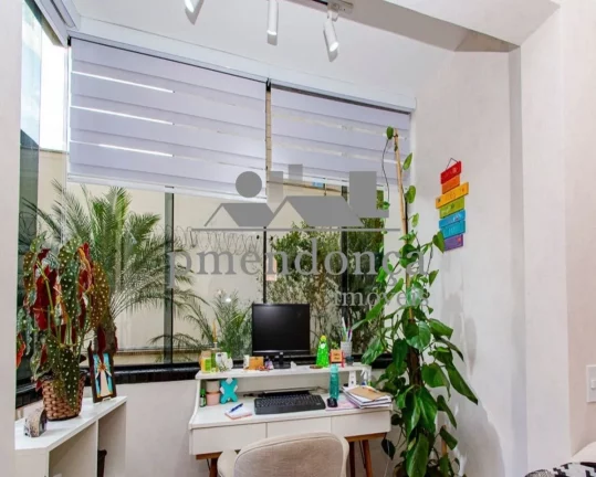 Imagem Apartamento mobiliado à venda nas Perdizes com 3 suites e 3 vagas, 140m2