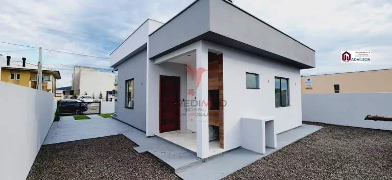 Imagem BELÍSSIMA CASA UNIFAMILIAR PARA PESSOAS EXIGENTES, ACABAMENTO FINO