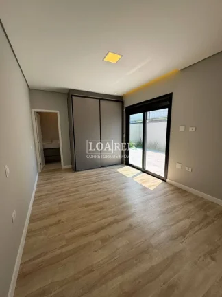 Imagem CASA 4 SUÍTES SENDO 1 SUÍTE MASTER CONDOMÍNIO ALPHAVILLE II