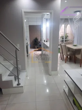 Imagem Sobrado em condomínio fechado, bem tranquilo e muito arborizado, 3 dormitórios, sendo 1 suíte, es...