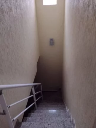 Imagem Sobrado com 3 dormitórios à venda, 220 m² por R$ 760.000,00 - Vila Júlia - Poá/SP
