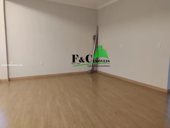 Imagem Sobrado para Venda em Limeira, Jardim Residencial Antonio Brigatto, 3 dormitórios, 1 suíte, 1 banheiro, 2 vagas