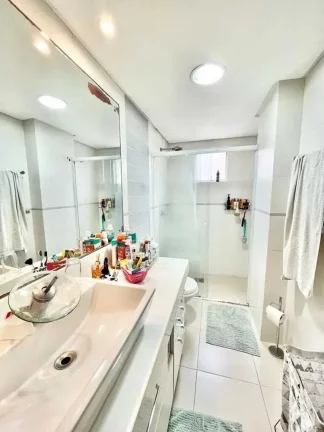 Imagem Apartamento com 3 dormitórios sendo 1 dependencia de empregada e 1 vaga no Centro em Balneário Camb.