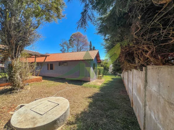 Imagem Ampla Chácara em Atibaia – 3 Dormitórios, Piscina e Casa de Caseiro