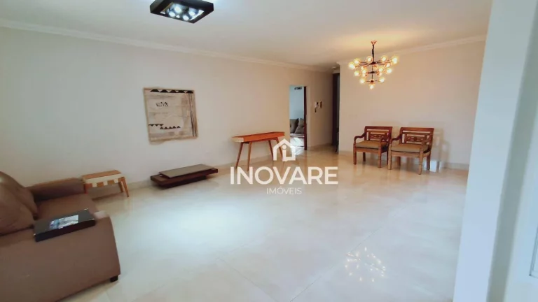 Imagem Casa com 3 dormitórios à venda, 320 m² por R$ 1.300.000,00 - Alto da Boa Vista - Itumbiara/GO