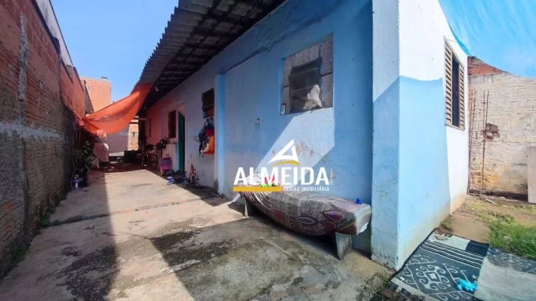 Imagem Casa com 2 dormitórios à venda, 193 m² por R$ 200.000,00 - Parque Universitário - Rio Claro/SP
