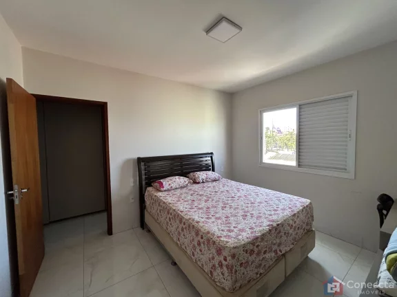 Imagem Apartamento com 3 Quartos e Suíte à Venda no Centro de Patos de Minas