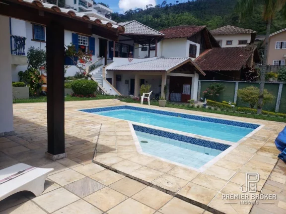 Imagem Casa à venda, 388 m² por R$ 1.250.000,00 - Tijuca - Teresópolis/RJ