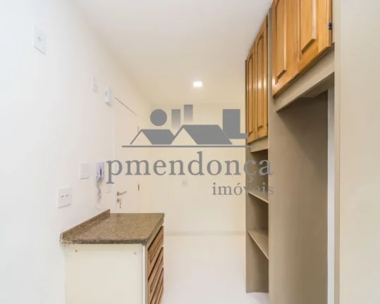 Imagem Apartamento a venda em Pinheiros com 4 quartos sendo 1 suíte e 2 vagas, 111m²