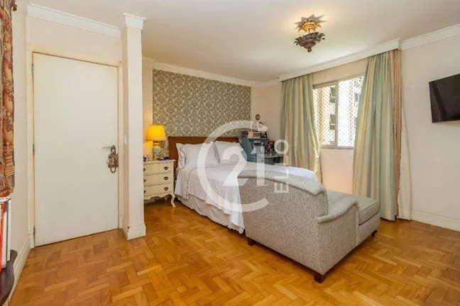 Imagem Jardins, parte plana, 183m²