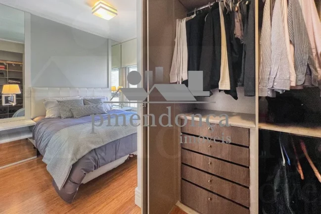 Imagem Apartamento mobiliado em Perdizes com 86,60m², 2 suÍtes e 3 vagas demarcadas.