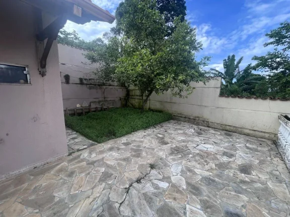 Imagem Casa à venda em Barbacena, Funcionários, com 5 quartos