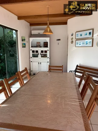 Imagem Casa Alto Padrão para Venda na Colina do Sol em Pelotas-RS