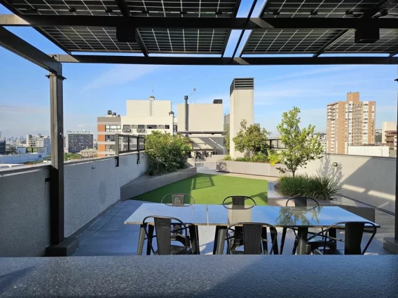Imagem Imóvel com 1 Quarto à Venda, 43 m² em Menino Deus - Porto Alegre