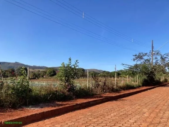 Imagem OPORTUNIDADE DE NEGÓCIO!!!
*LINDA CHÁCARA COM 5.990 M², EM ITATIAIUÇU
*CASA CONSTITUIDA POR: 2 Q...