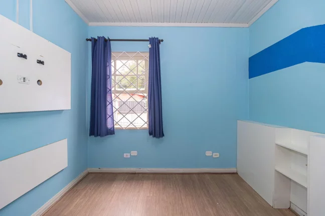 Imagem Casa Residencial de 4 quartos no bairro Campo Comprido