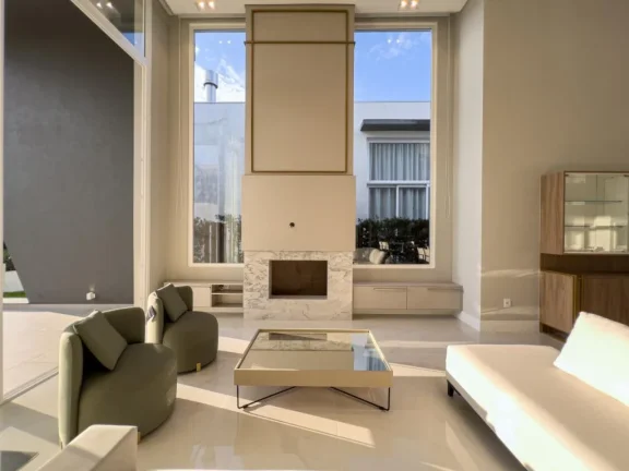 Imagem Casa em Condominio 4 Dormitórios - Bairro --