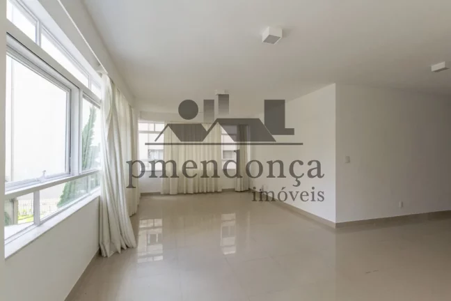 Imagem Higienópolis, apartamento reformado com 3 quartos (1 suíte) e 1 vaga, 164 m².