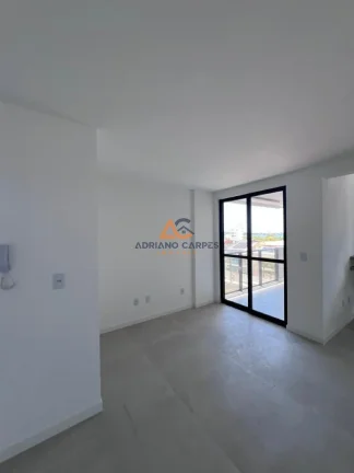 Imagem APARTAMENTO DUPLEX 2 QUARTOS SENDO 1 SUÍTE A 300M DA PRAIA DA ARMAÇÃO EM PENHA