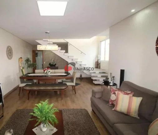 Imagem Sobrado à venda 4 Quartos, 1 Suite, 3 Vagas, 240M², Cerâmica, São Caetano do Sul - SP
