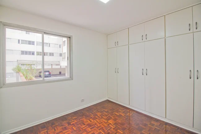 Imagem Apartamento Reformado 97M², 2Q, 1 Suíte, 2 Banheiros, 1 Vaga, Playground, Salão de Festas.