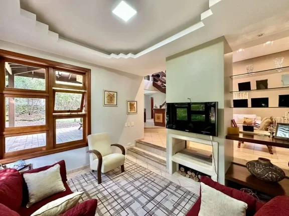 Imagem Cond Villa Vianna - 3 suítes, escritório, área gourmet, piscina, pomar!