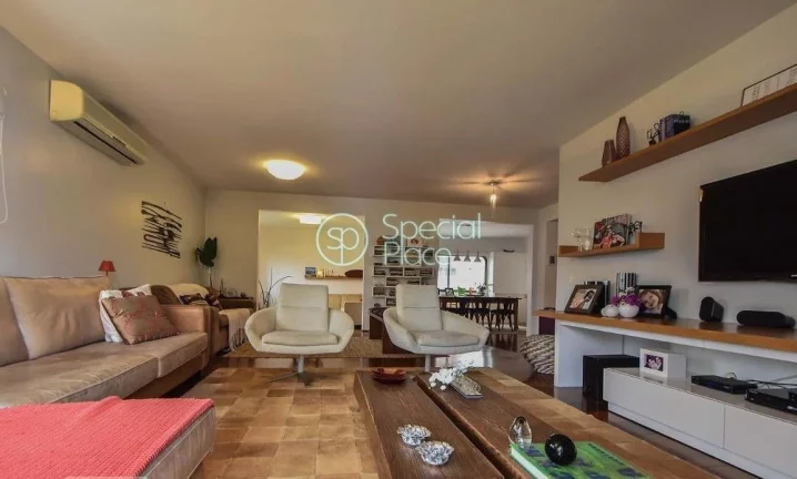 Imagem Ótimo apartamento com 320m² no Campo Belo, um por andar. Amplo living com varanda, home theather, ...