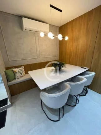 Imagem Apartamento com 3 dormitórios à venda, 66 m² - Moema - São Paulo/SP