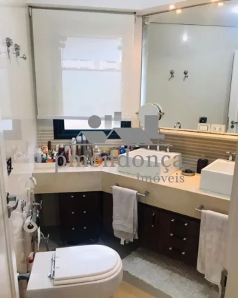 Imagem Apartamento reformado em Perdizes com 4 quartos (2 suítes) e 3 vagas