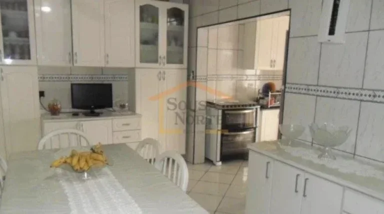 Imagem Sobrado com 380 m² de área útil, composto por 3 dormitórios, sendo 1 suíte com varanda, copa, c...