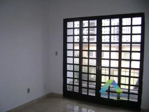 Imagem PARAÍSO Sobrado 280 metros, 3 dormitórios, a 5 minutos da estação do metro Paraíso, ótima localização e valor !!!