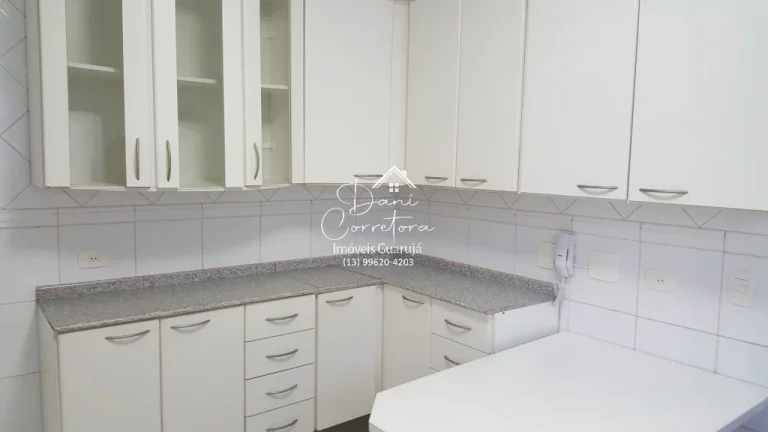 Imagem Impecável apartamento de 3 quartos com suíte e 2 vagas de garagem no Jardim Astúrias, Guarujá-SP!