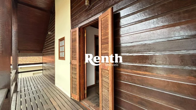 Imagem Sobrado com 3 dormitórios à venda, 296 m² por R$ 750.000,00 - Alto do Santana - Rio Claro/SP