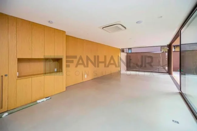 Imagem Casa nova de alto padrão em Condomínio na Cidade Jardim - 4 quartos, 4 suítes, 4 salas, 6 banheiros, 3 vagas de garagem - São Paulo-SP