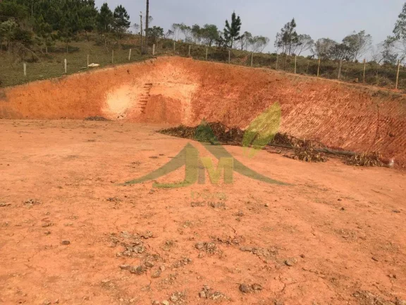 Imagem Belo Terreno à Venda em Piracaia a1km do Asfalto