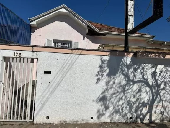 Casa com 6 Quartos à Venda, 369 m² em Centro - Carapicuíba